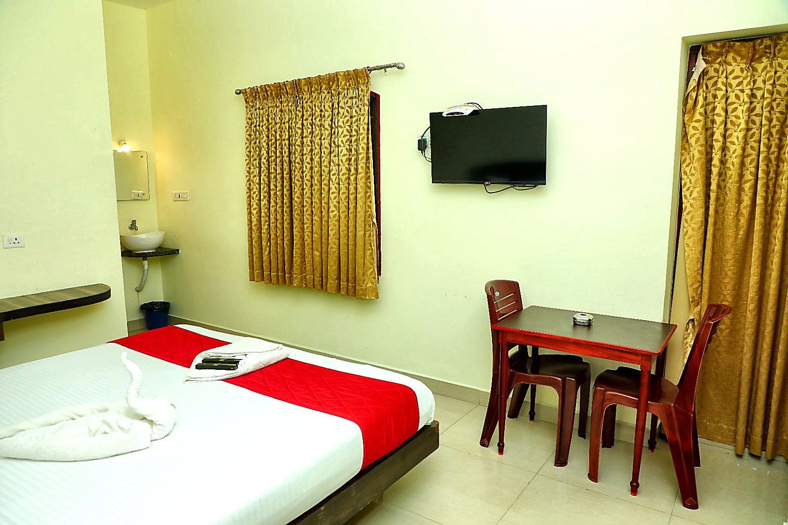 Deluxe Room Hotel Priso